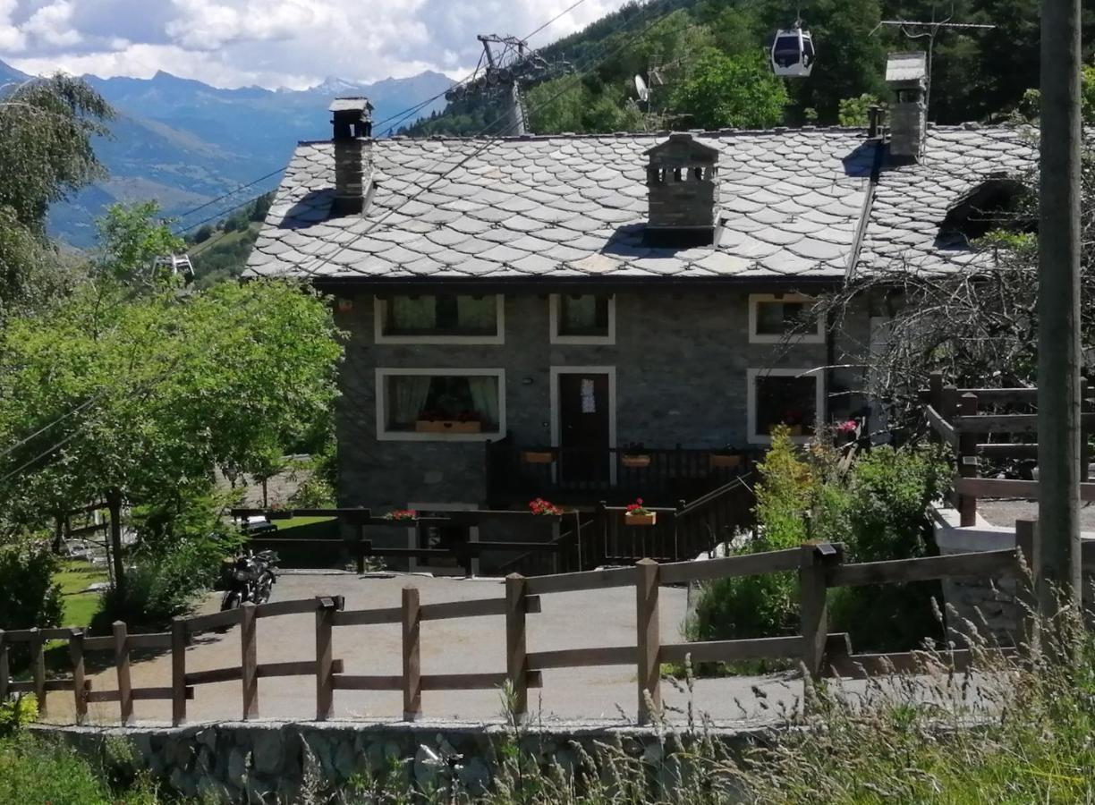 Affittacamere I Picchi Gressan Exterior foto